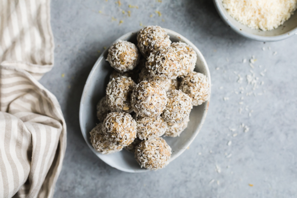 No-Bake Lemon Poppy Seed Energy Bites Recipe