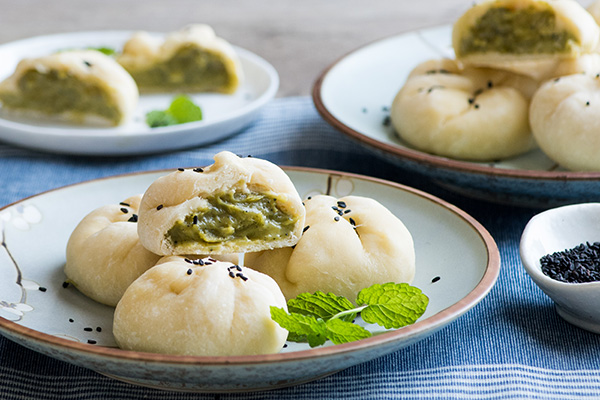 Green Tea Steamed Buns Recipe