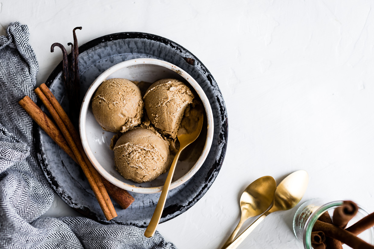 Vegan Gingerbread Ice Cream