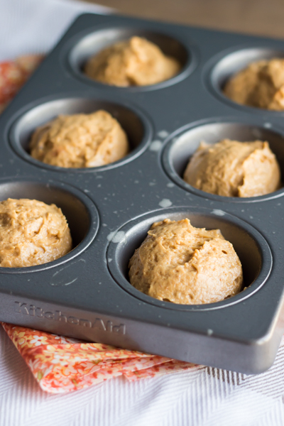 Pumpkin Chai Holiday Cupcakes | The Kitchenthusiast