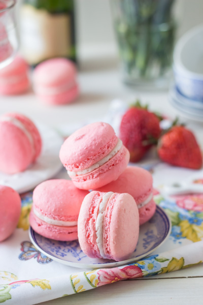 Strawberry Rose Macarons | The Kitchenthusiast
