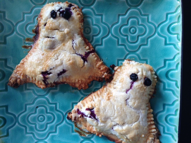 Blueberry Cream Cheese Ghost Hand Pies Recipe