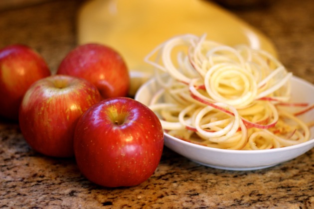 Seasonal Nutrition: Spiralized Apple Walnut Basil Salad The Kitchenthusiast Seasonal Nutrition: Spiralized Apple Walnut Basil Salad The Kitchenthusiast