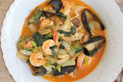 Jjamppong (Spicy Seafood Noodle Soup) Recipe
