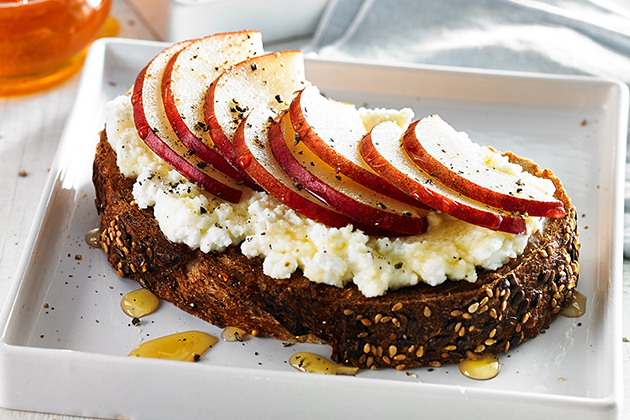 Pear Ricotta Toasts