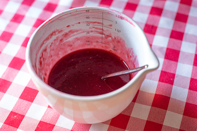 Peach Raspberry Melba No-Bake Cheesecake Recipe