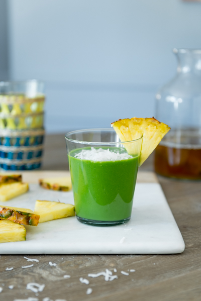 Tropical Green Tea Smoothie | The Kitchenthusiast