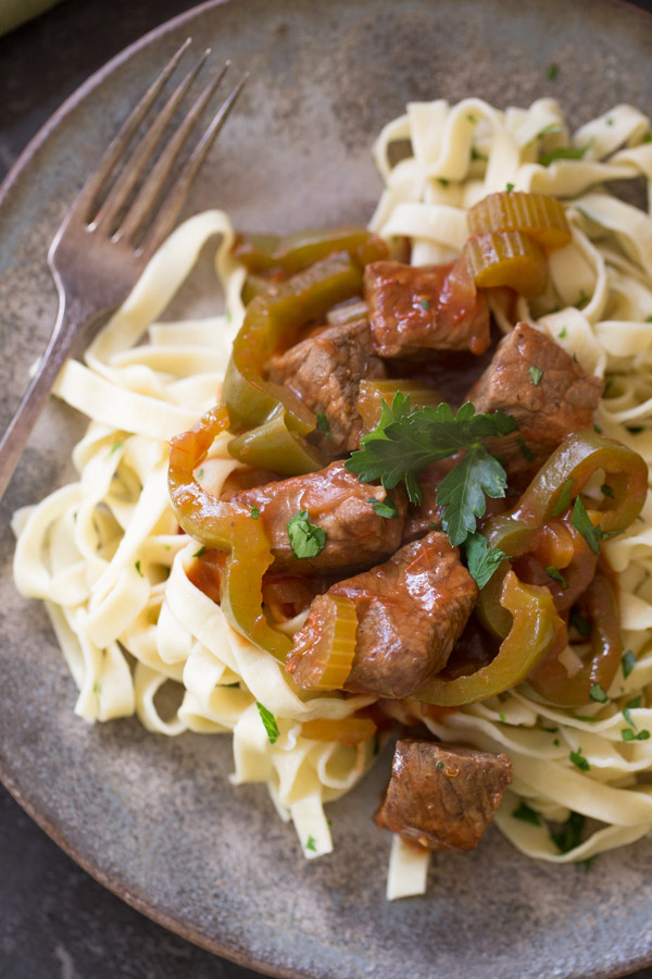 Pepper Steak and Buttery Noodles | The Kitchenthusiast