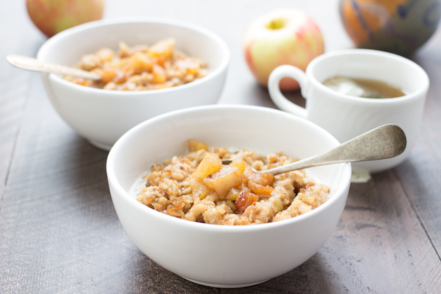 Vegan Apple Pie Oatmeal